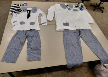 Bakkersbroeken/Pyjama/Carnavalsoptocht/loopgroep beschikbaar voor biedingen