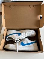 Nike court royale 2, Wit, Nike, Ophalen of Verzenden, Sneakers of Gympen