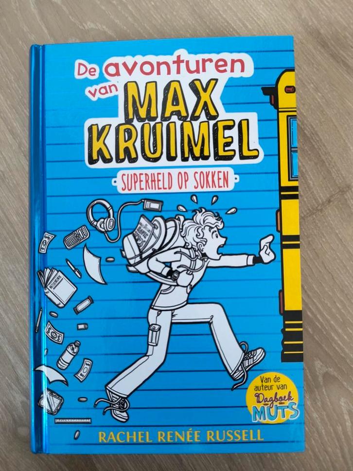 Max Kruimel: Superheld op sokken - Rachel Renée Russell, Boeken, Kinderboeken | Jeugd | 10 tot 12 jaar, Zo goed als nieuw, Fictie