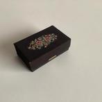 vintage petit point juwelendoosje met knippertje, Antiek en Kunst, Curiosa en Brocante, Ophalen of Verzenden