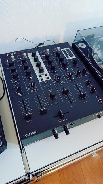 Ecler Nuo 4 DJ-mixer