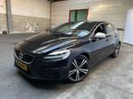 Volvo V40 1.5 T3 152PK Geartronic 2019 Zwart, Auto's, Origineel Nederlands, Te koop, Stoelventilatie, 5 stoelen