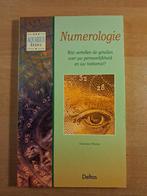 D. Sharp - Numerologie, Boeken, Esoterie en Spiritualiteit, Achtergrond en Informatie, Astrologie, Ophalen of Verzenden, Zo goed als nieuw