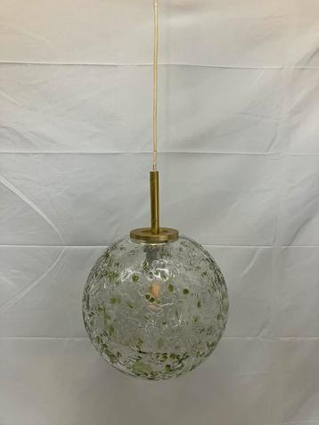 Vintage groene glazen bolvormige hanglamp, Doria Duitsland beschikbaar voor biedingen