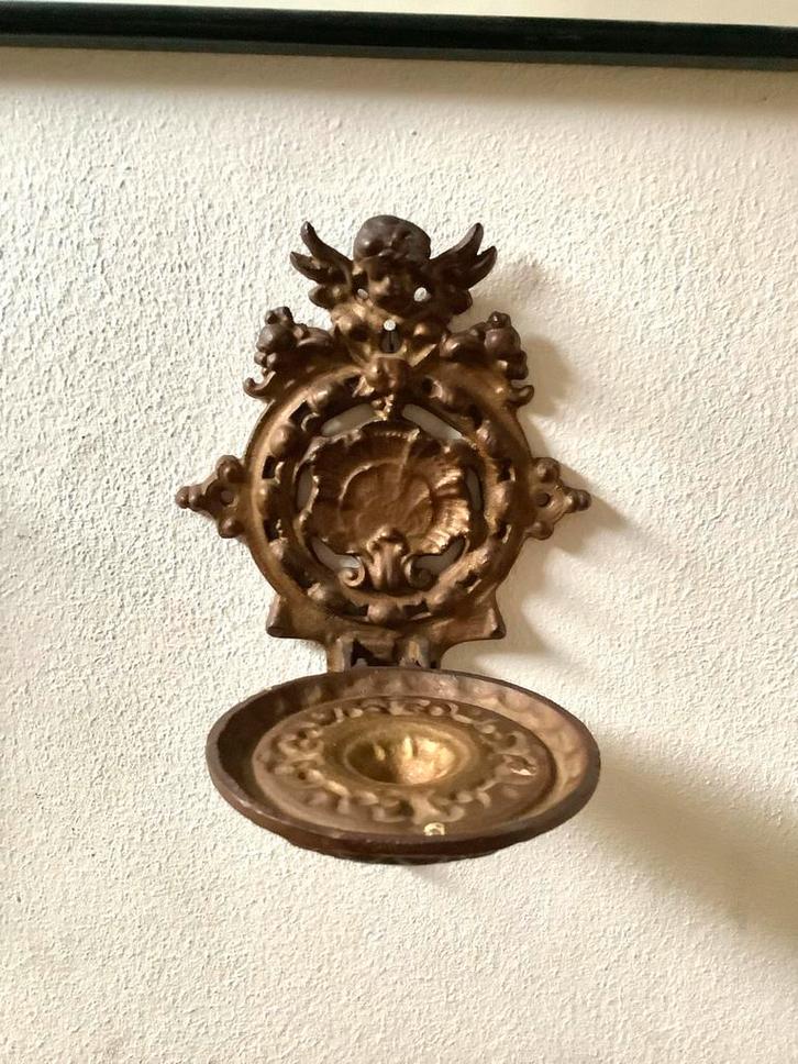 Antieke wandkandelaar met cherubijn, Antiek en Kunst, Antiek | Kandelaars, Overige materialen, Ophalen of Verzenden