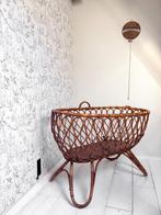 Vintage rotan wieg, Ophalen, Zo goed als nieuw, Wieg