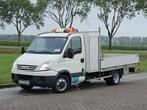 IVECO DAILY 40C15 xl fassi laadkraan, Auto's, Bestelauto's, 145 pk, Gebruikt, Elektrische buitenspiegels, Iveco
