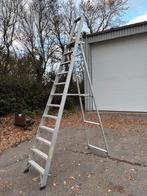 Dirks hoge trap 11 treden + platform, Doe-het-zelf en Verbouw, Ophalen, Gebruikt, Trap, Opvouwbaar of Inschuifbaar