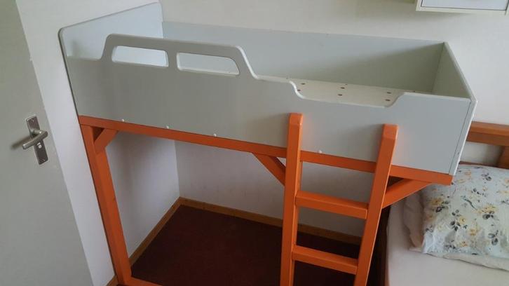 Hoogslaper Mag nu weg voor 15 euro, Kinderen en Baby's, Kinderkamer | Stapelbedden en Hoogslapers, Gebruikt, Hoogslaper, Ophalen