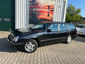 Mercedes-Benz E-Klasse Combi 4-Matic 2100KG 320 Avantgarde S beschikbaar voor biedingen