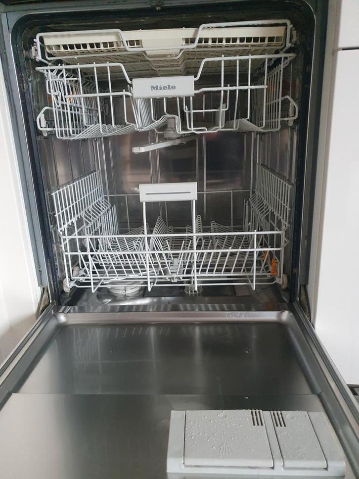 Miele V 4263 SCVI Vaatwasser (2018) - Defect, Witgoed en Apparatuur, Vaatwasmachines, Niet werkend, Inbouw, 85 tot 90 cm, 45 tot 60 cm
