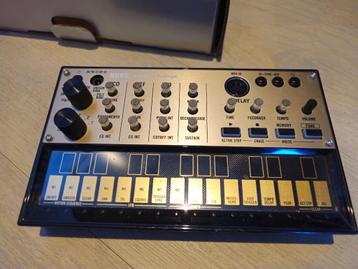 Korg Volc Keys + Korg KA-350 Power Supply beschikbaar voor biedingen