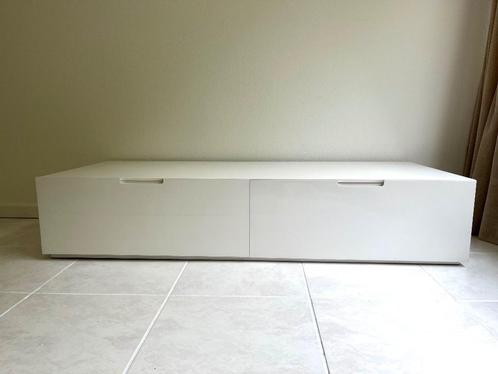 Gratis Tv meubel/tv kast wit, Huis en Inrichting, Kasten | Televisiemeubels, Gebruikt, Minder dan 100 cm, 100 tot 150 cm, 50 tot 75 cm