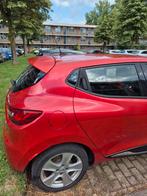 Renault Clio 0.9 TCE 66KW 5-DRS 2012 Rood, Auto's, Renault, Voorwielaandrijving, 898 cc, 540 kg, 1200 kg