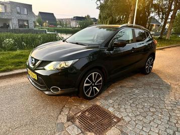 Nissan Qashqai 1.2 Tekna + AUTOMAAT / PANO / LEER / 2017 beschikbaar voor biedingen
