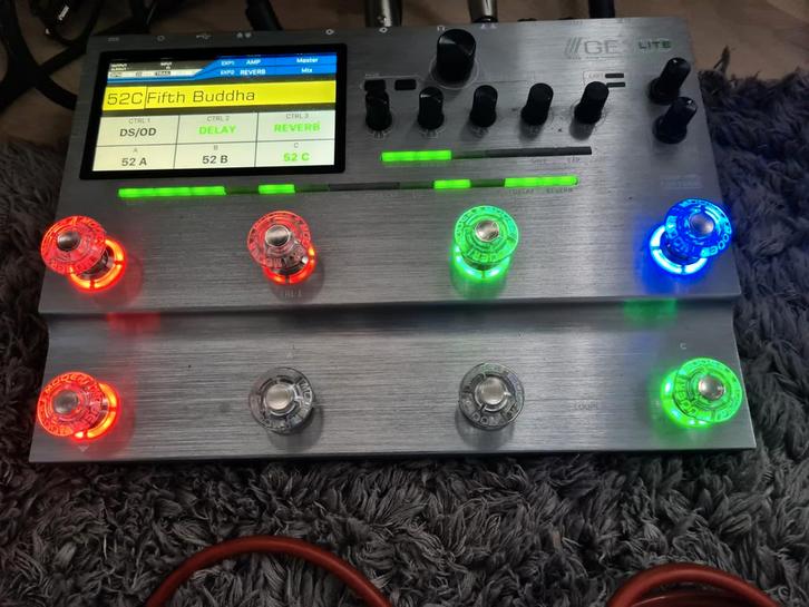 Mooer GE300 Lite Multi-effect Processor, Muziek en Instrumenten, Effecten, Zo goed als nieuw, Chorus, Delay of Echo, Distortion, Overdrive of Fuzz