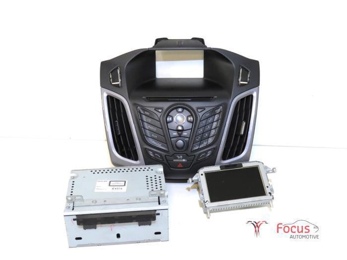 Navigatie Systeem van een Ford Focus, Auto-onderdelen, Elektronica en Kabels, Ford, Gebruikt, 6 maanden garantie, 12 maanden garantie