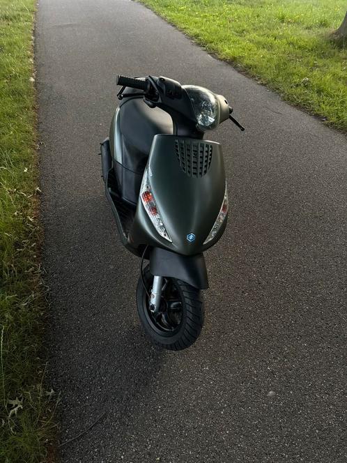 Piaggio Zip 125cc, Fietsen en Brommers, Scooters | Piaggio, Zo goed als nieuw, Zip, Ophalen of Verzenden