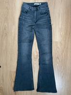 Subdued Donkergrijze Flair Jeans - xxs maat 32, Ophalen of Verzenden, Zo goed als nieuw, Grijs, Overige jeansmaten