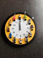 LEGO Ninjago Wandklok met 12 Minifiguren, Ophalen of Verzenden, Zo goed als nieuw, Analoog, Wandklok