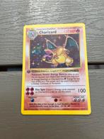 Charizard 4/102 1st Edition Holo Base Set, Hobby en Vrije tijd, Verzamelkaartspellen | Pokémon, Ophalen of Verzenden, Gebruikt
