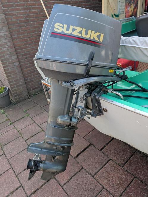 suzuki 30pk 3cylinder langstaart lees!, Watersport en Boten, Buiten- en Binnenboordmotoren, Gebruikt, Benzine, Buitenboordmotor