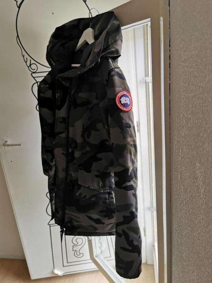 Canada Goose najaar winter jas S ZGAN, Kleding | Dames, Jassen | Winter, Zo goed als nieuw, Maat 36 (S), Overige kleuren, Ophalen