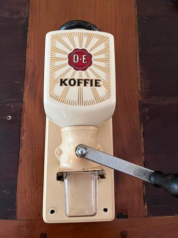 Douwe Egberts koffiemolen beschikbaar voor biedingen