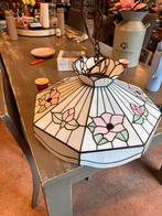 Vintage look a like tiffany lamp, Huis en Inrichting, Lampen | Hanglampen, Gebruikt, 50 tot 75 cm, Ophalen of Verzenden, Nvt