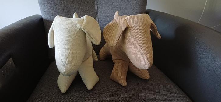 honden decoratie 2 stuks, wit en beige, gevuld, stevig, Huis en Inrichting, Woonaccessoires | Overige, Nieuw, Ophalen of Verzenden