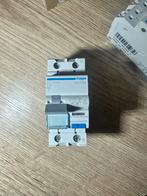 Hager AFA 916H C16 Aardlekschakelaar, Doe-het-zelf en Verbouw, Elektra en Kabels, Ophalen of Verzenden, Zo goed als nieuw, Schakelaar