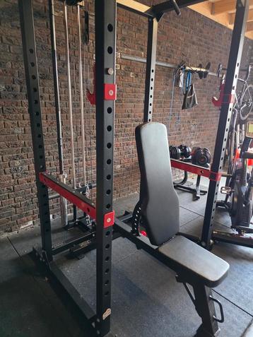 Pivot powercage - squatrek - halterbank - Lat pulldown beschikbaar voor biedingen