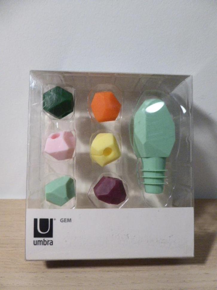 Umbra wijnflesstopper en wijnglasmarkers Nieuw!, Huis en Inrichting, Keuken | Keukenbenodigdheden, Nieuw, Ophalen of Verzenden