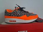 Nike Air Max 1 Just Do It Pack EU 42,5, Kleding | Heren, Schoenen, Overige kleuren, Nike, Nieuw, Ophalen of Verzenden