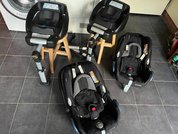 Maxi-Cosy CabrioFix i-Size + EasyFix -basis, Kinderen en Baby's, Autostoeltjes, Gebruikt, Maxi-Cosi, 0 t/m 13 kg, Autogordel, Ophalen