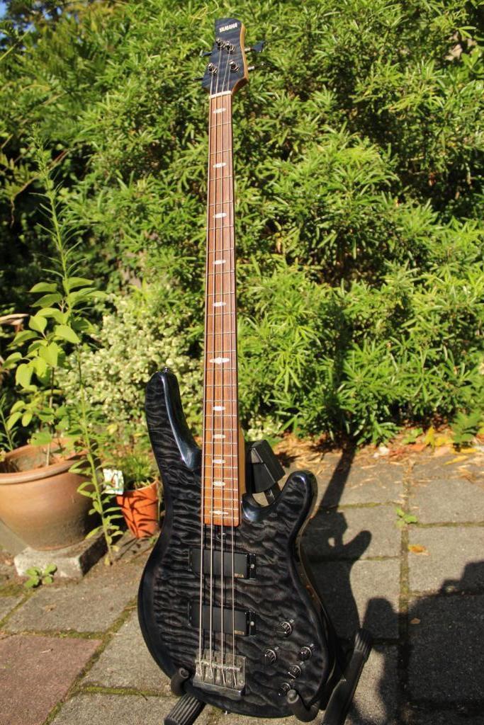 Yamaha TRB1004j te koop of te ruil, Muziek en Instrumenten, Snaarinstrumenten | Gitaren | Bas, Gebruikt, Ophalen