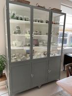 Stalen Servies kast  gekocht bij Olwood, Huis en Inrichting, Ophalen, Zo goed als nieuw, 25 tot 50 cm, 150 tot 200 cm