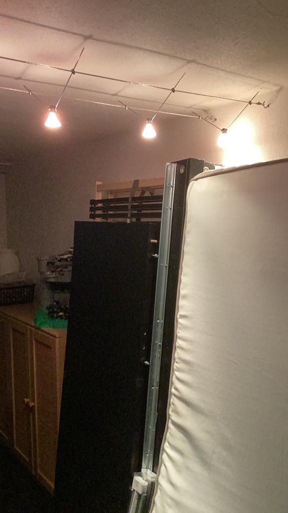 Ikea malm dubbel bed, Huis en Inrichting, Slaapkamer | Bedden, Zo goed als nieuw, Tweepersoons, 160 cm, 200 cm, Hout, Zwart, Verstelbaar