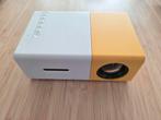 Mini Beamer / Projector - Compact en Handig!, Ophalen of Verzenden, Zo goed als nieuw, LCD, Overige resoluties