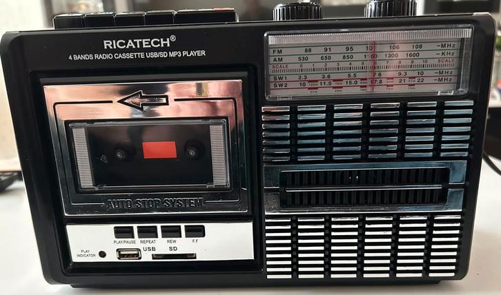 Zeer nette radio cassette USB SD speler Ricatech, Audio, Tv en Foto, Radio's, Zo goed als nieuw, Ophalen of Verzenden