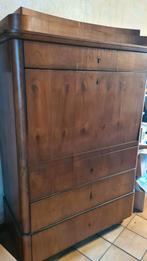 Secretaire kast, Ophalen