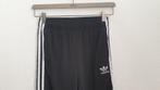 Adidas trainingsbroek zwart met witte strepen Maar 164, Ophalen of Verzenden, Nieuw, Meisje