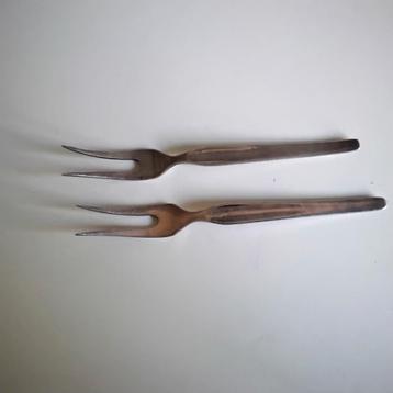 2 verzilverde gero a  (90) vleesvorkjes beschikbaar voor biedingen