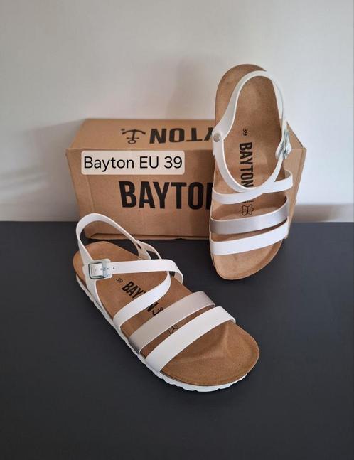 Bayton sandalen EU 39 - wit/zilver - model Gerone, Kleding | Dames, Schoenen, Nieuw, Sandalen of Muiltjes, Wit, Ophalen of Verzenden