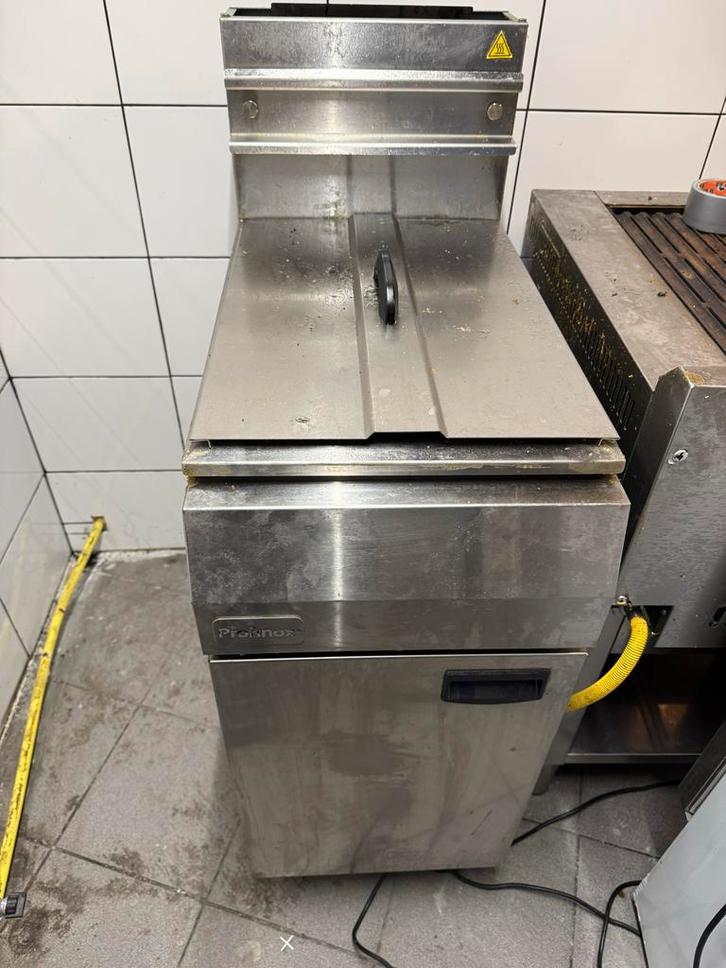 Horeca Apparatuur: Lavagrill, Frituur, Bakplaat, Zakelijke goederen, Horeca | Keukenapparatuur, Fornuis, Frituur en Grillen, Gebruikt