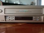 JVC HR-S8700 VHS recorder met TBC !!, Ophalen of Verzenden, Zo goed als nieuw, VHS-speler of -recorder