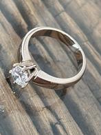 Witgouden ring met briljant geslepen diamant 0.90 CT, Wit, Ophalen of Verzenden, Zo goed als nieuw, 17 tot 18