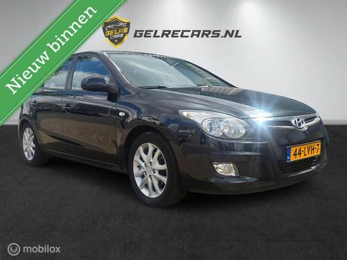 Hyundai i30 1.6i Dynamic AUTOMAAT AFN TREKHAAK, Auto's, Hyundai, Bedrijf, Te koop, i30, ABS, Airbags, Airconditioning, Alarm, Centrale vergrendeling