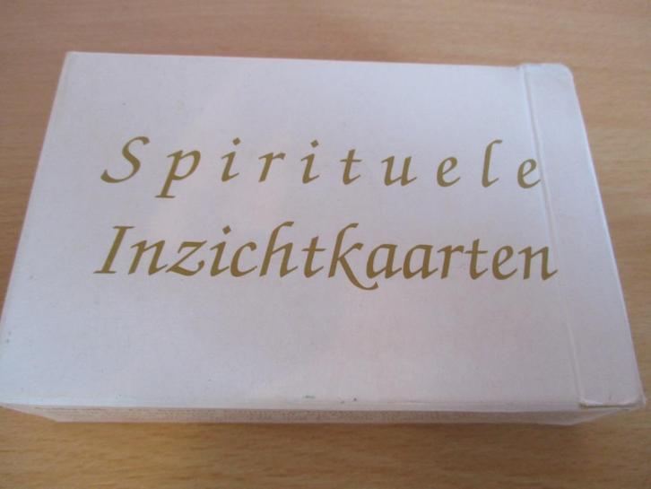 Spirituele inzichtkaarten - 80 kaartjes - Dick Nijssen, Boeken, Esoterie en Spiritualiteit, Zo goed als nieuw, Overige typen, Spiritualiteit algemeen