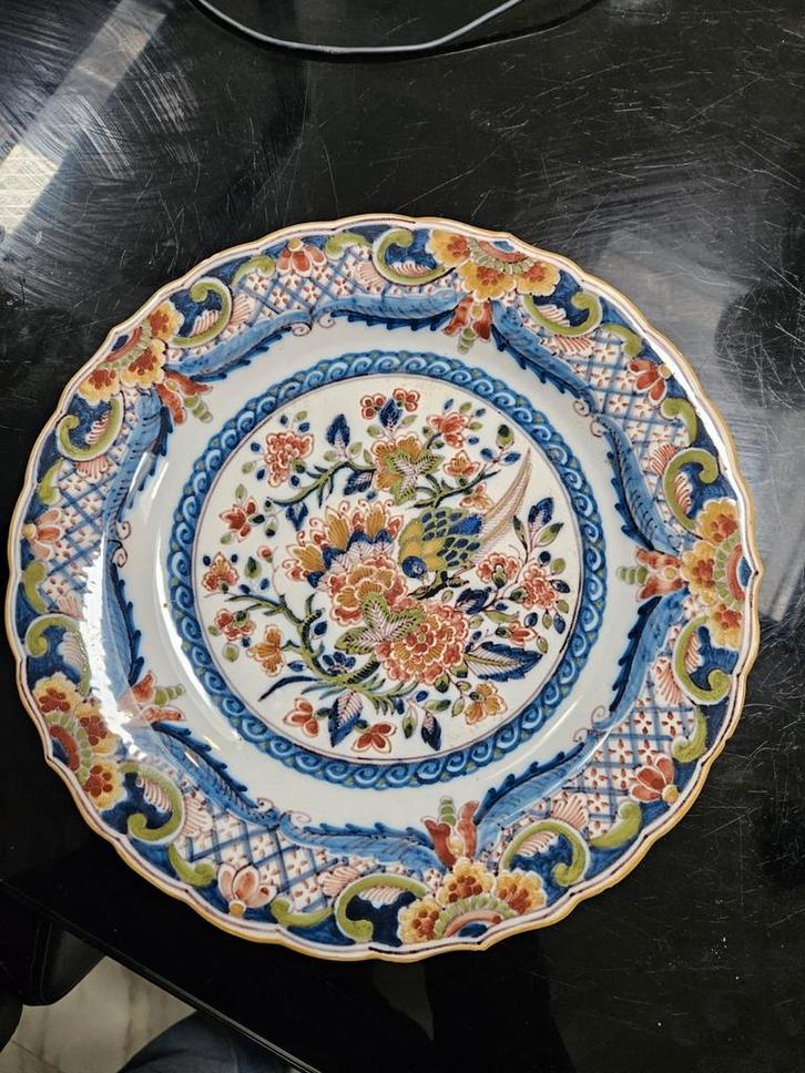 Makkum Aardewerk Bord met Vogelmotief, Antiek en Kunst, Antiek | Wandborden en Tegels, Ophalen of Verzenden